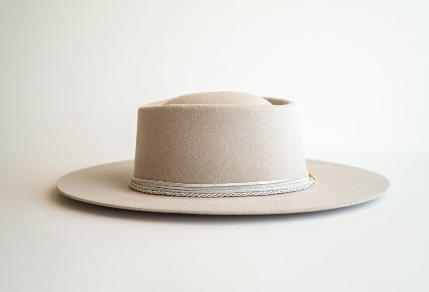 The Graceful in Cool Gray Marme Hats