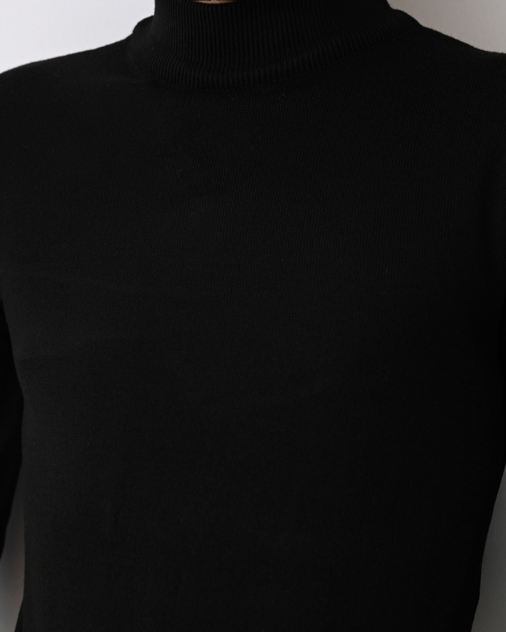 Turtleneck Knit Sweater Withinblack