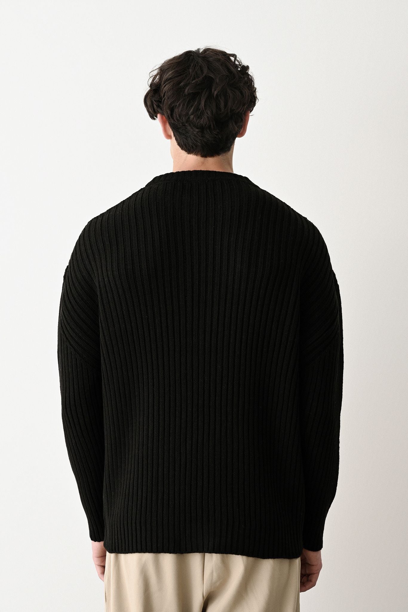 Modern Oversized Knit Sweater Withinblack