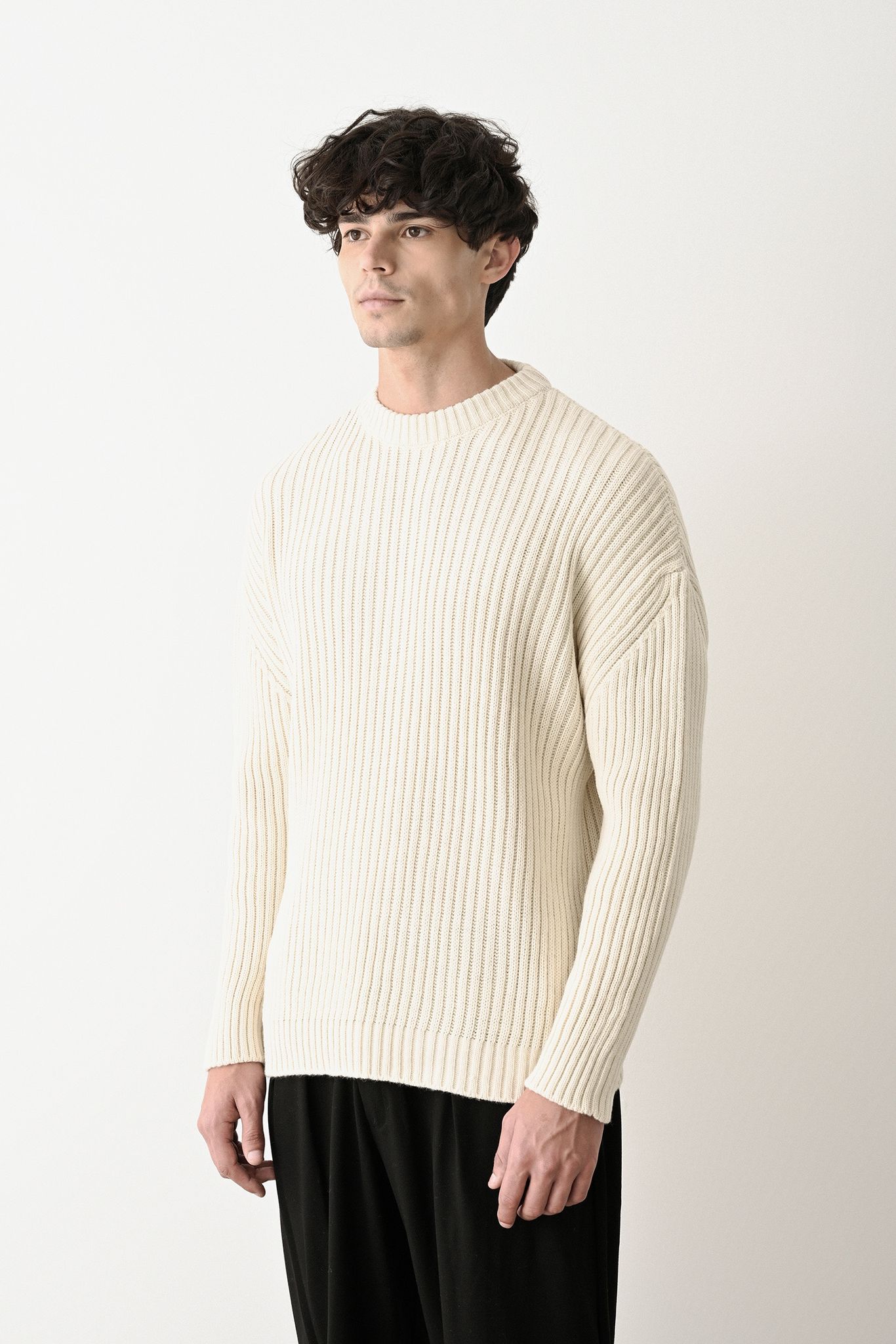 Modern Oversized Knit Sweater Withinblack
