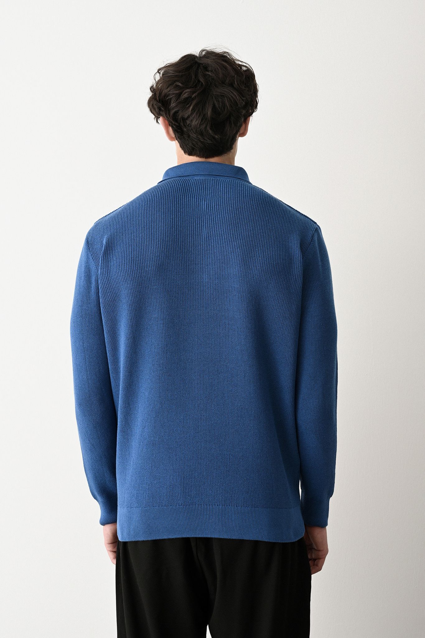 Collared Zip-Up Knit Sweater Withinblack