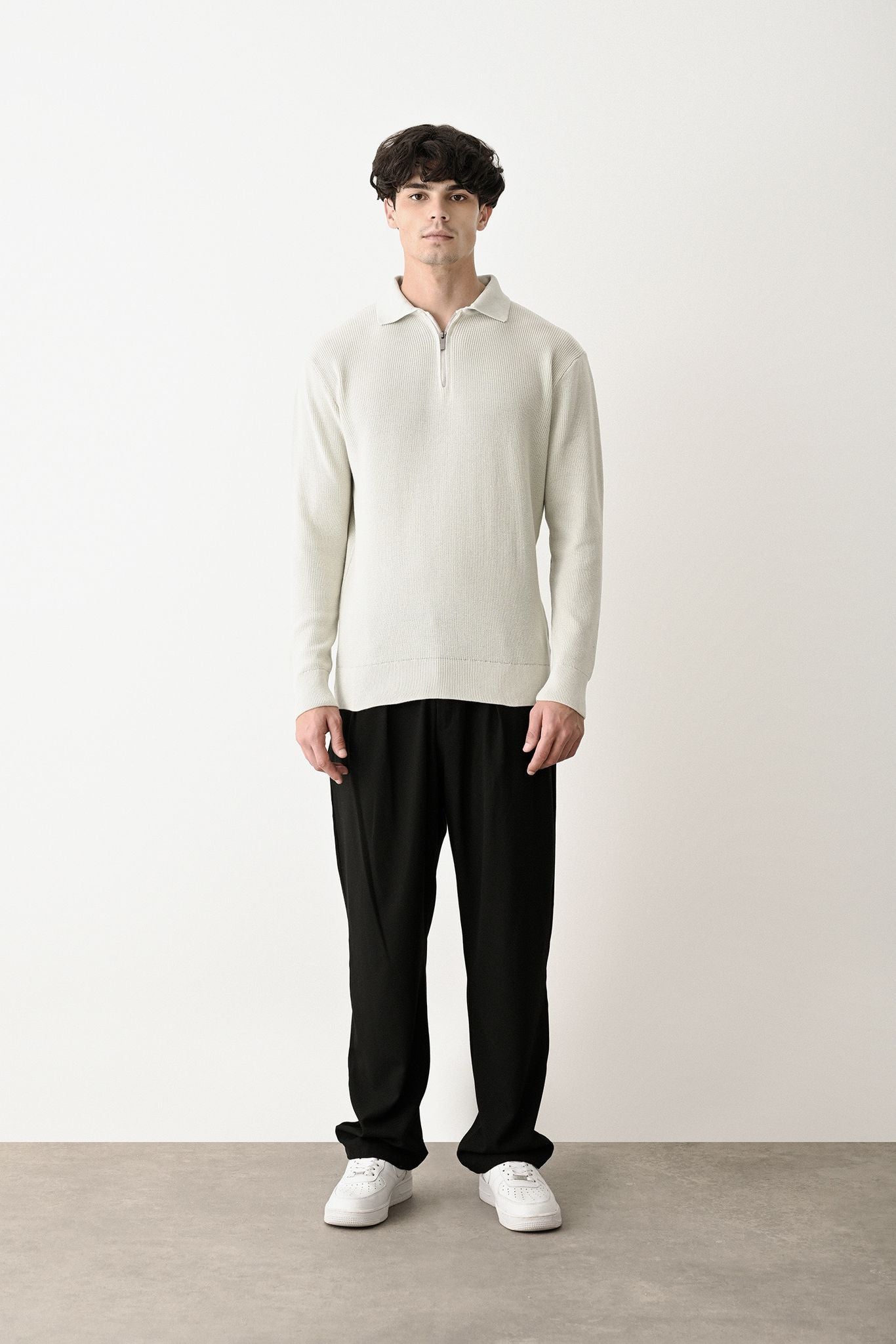 Collared Zip-Up Knit Sweater Withinblack