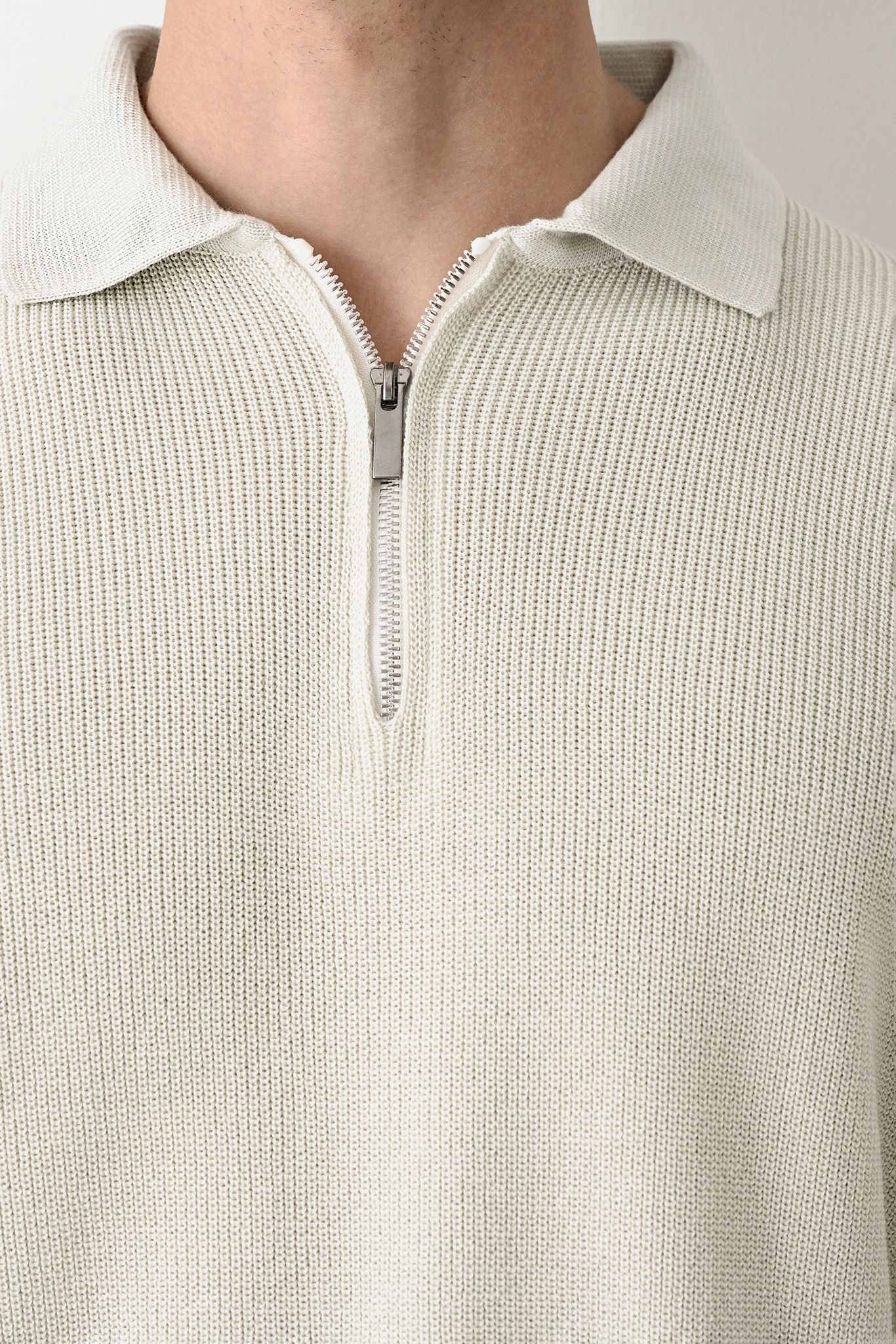 Collared Zip-Up Knit Sweater Withinblack
