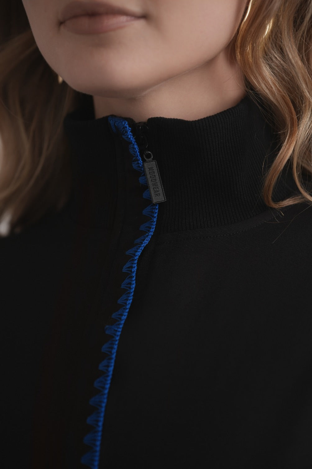High Neck With Cobalt Stitching MOOD + ELLWI