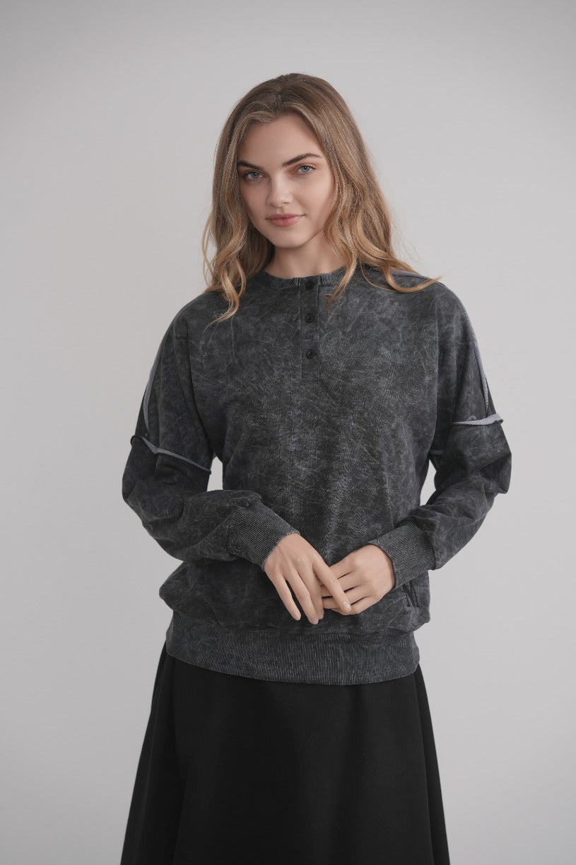 Acid Wash Sweatshirt With Buttons - Grey MOOD + ELLWI
