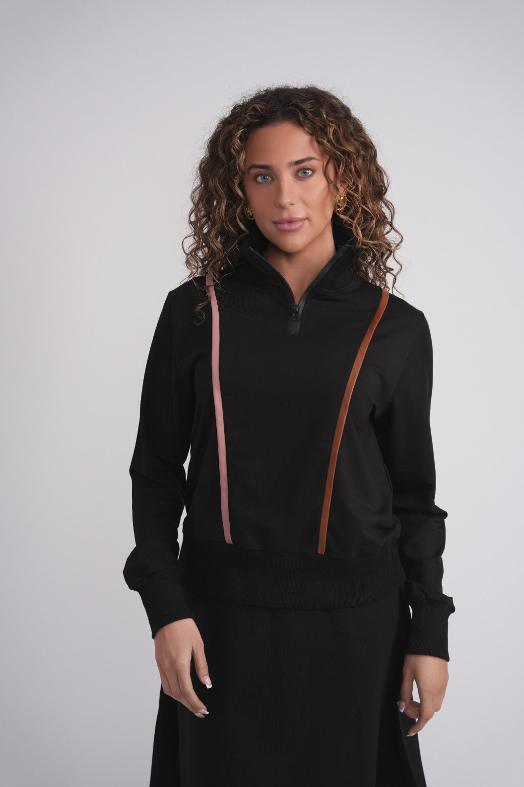 Leather Piping Half Zip Sweathsirt MOOD + ELLWI