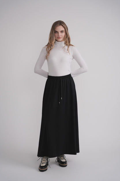Basic Skirt - Black MOOD + ELLWI