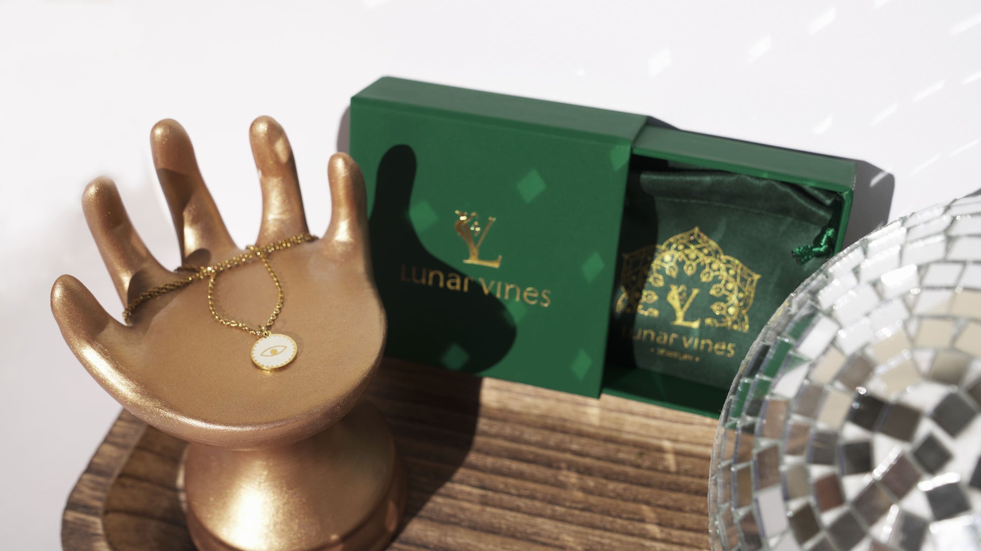 Eye Pendant Necklace LUNAR VINES