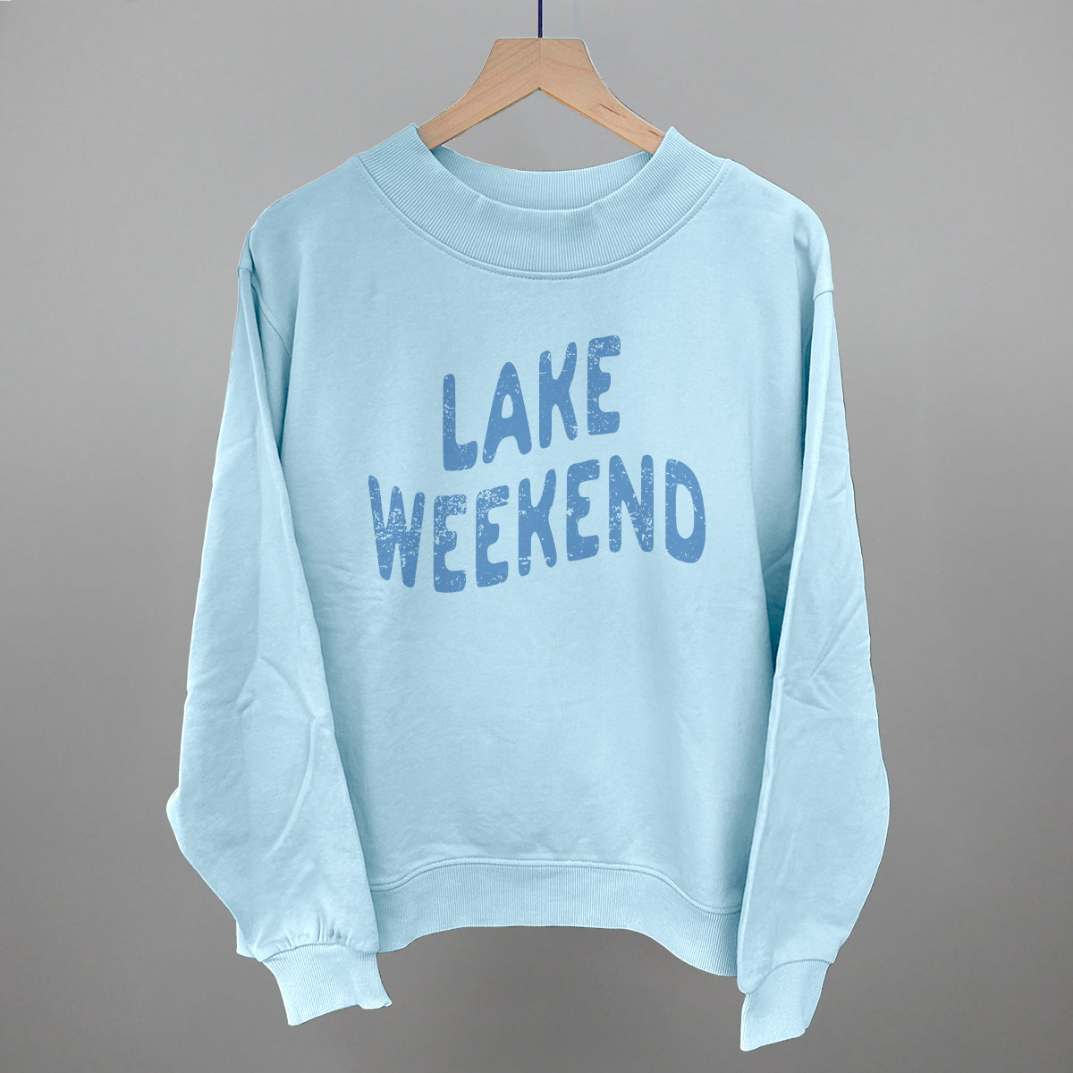 Lake Weekend Distressed Ivy + Cloth
