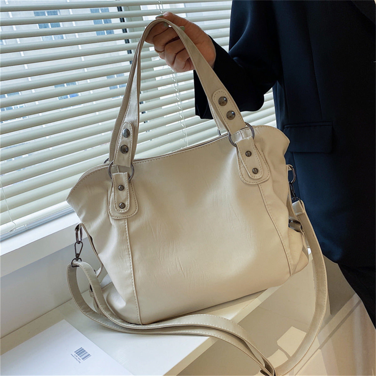 Women's Retro Fashionable Simple Korean Style Large Backpacks Rirati
