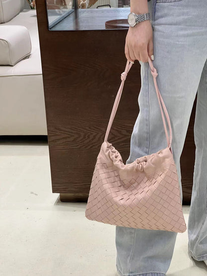 Elegant Retro Luxury Handbag in First Layer Cowhide
