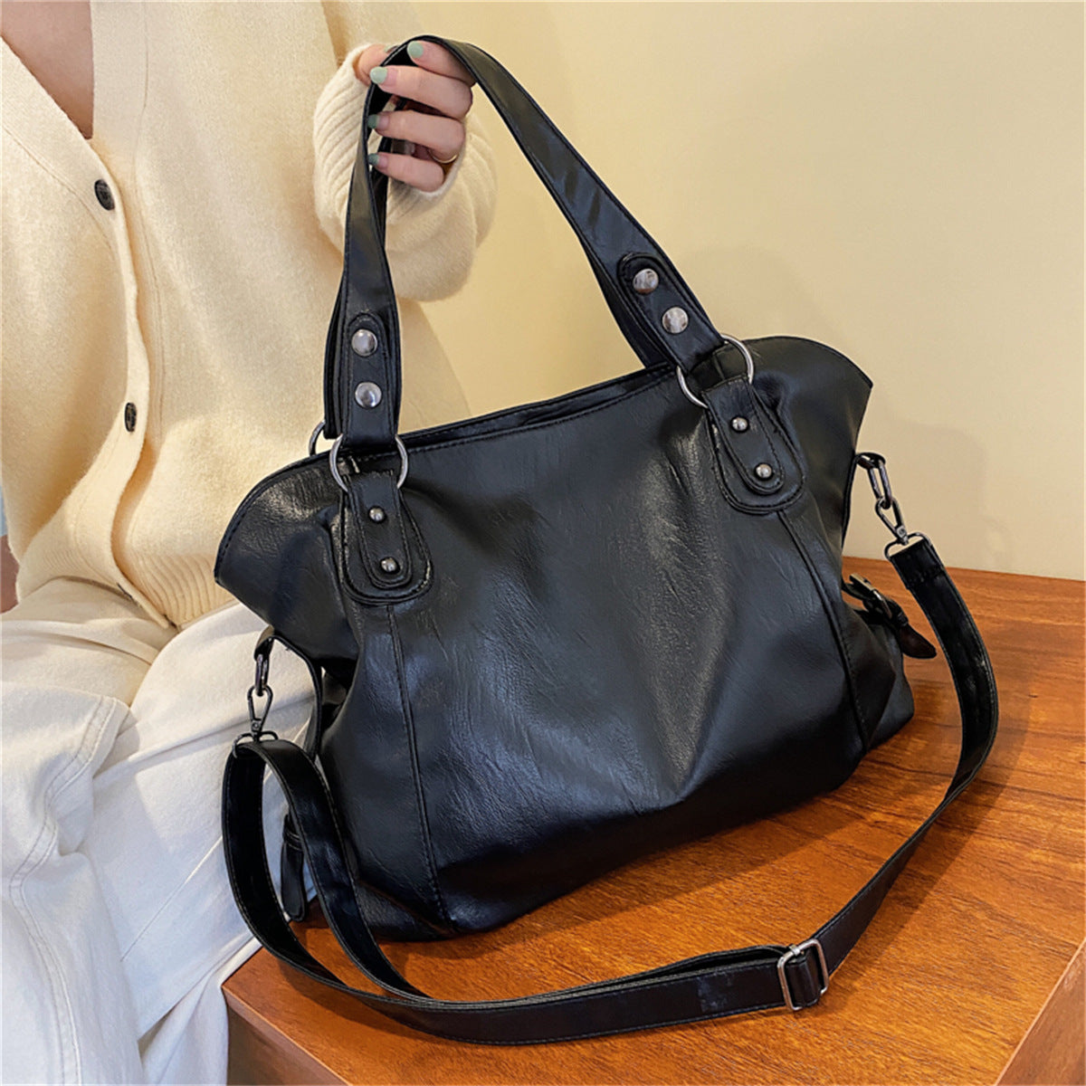 Women's Retro Fashionable Simple Korean Style Large Backpacks Rirati