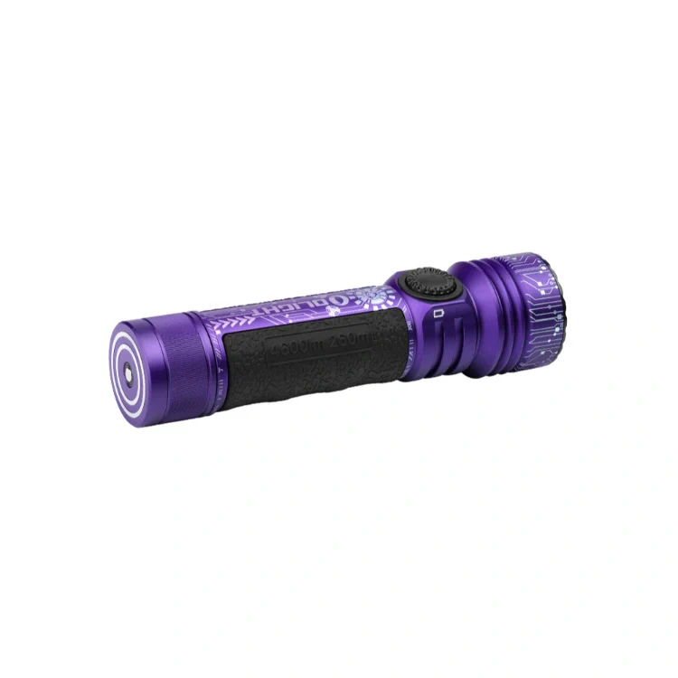 OLIGHT SEEKER4PROVIOLET Seeker 4 Pro High Power Flashlight Color - Cyber Violet CW(5700~7000K) VM Hardware