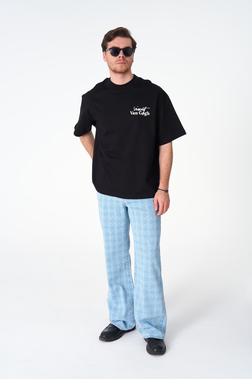 Oversize Cotton Tee / Vincent Van Gogh Artist Name & Art Print Withinblack