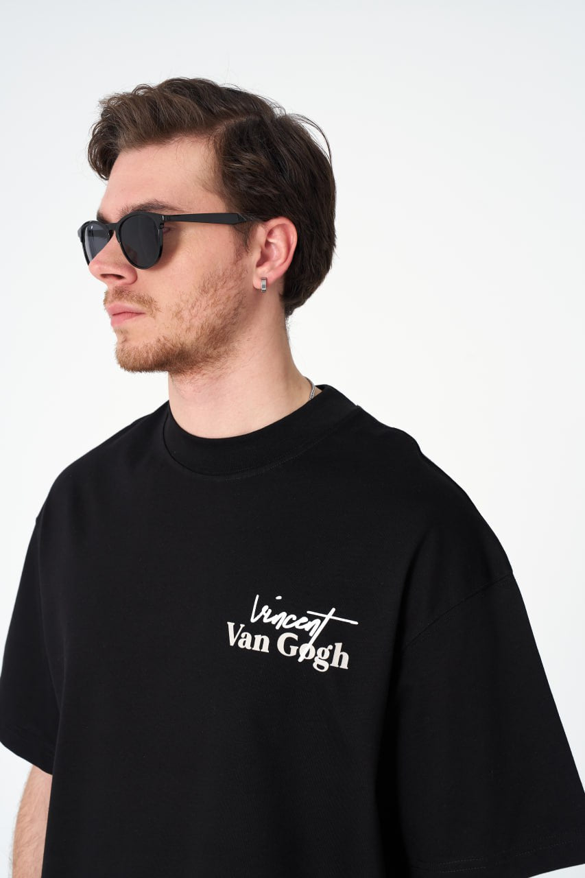 Oversize Cotton Tee / Vincent Van Gogh Artist Name & Art Print Withinblack