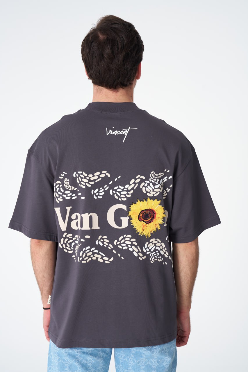 Oversize Cotton Tee / Vincent Van Gogh Artist Name & Art Print Withinblack