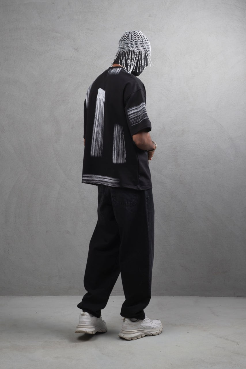 Oversize Graphic Cotton Tee - Abstract Vertical Stroke Print Withinblack