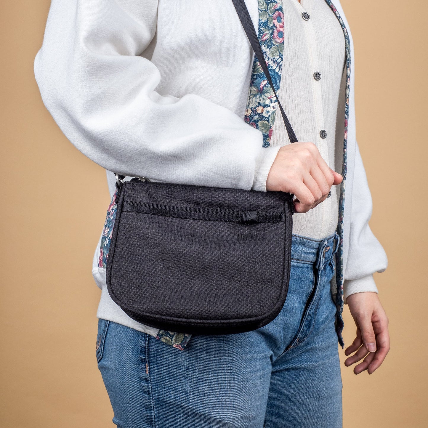 Lark Crossbody Bag Haiku Bags