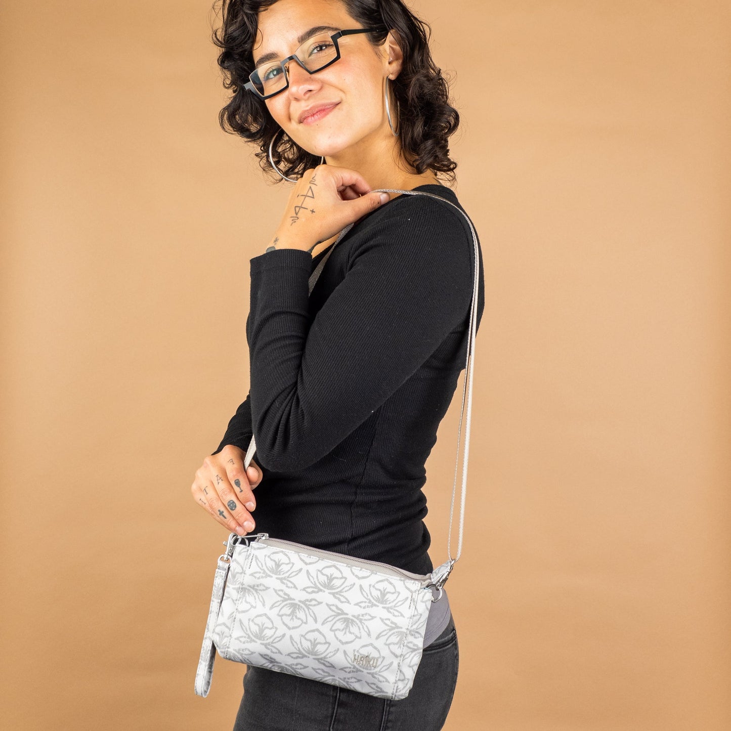 Stride Wristlet Haiku Bags