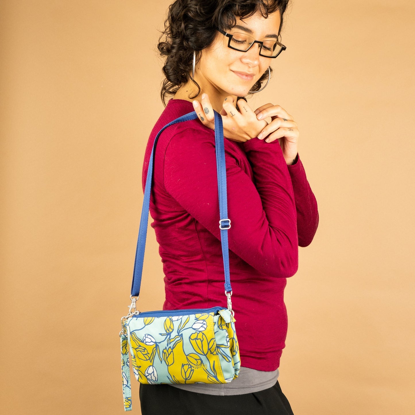 Stride Wristlet Haiku Bags