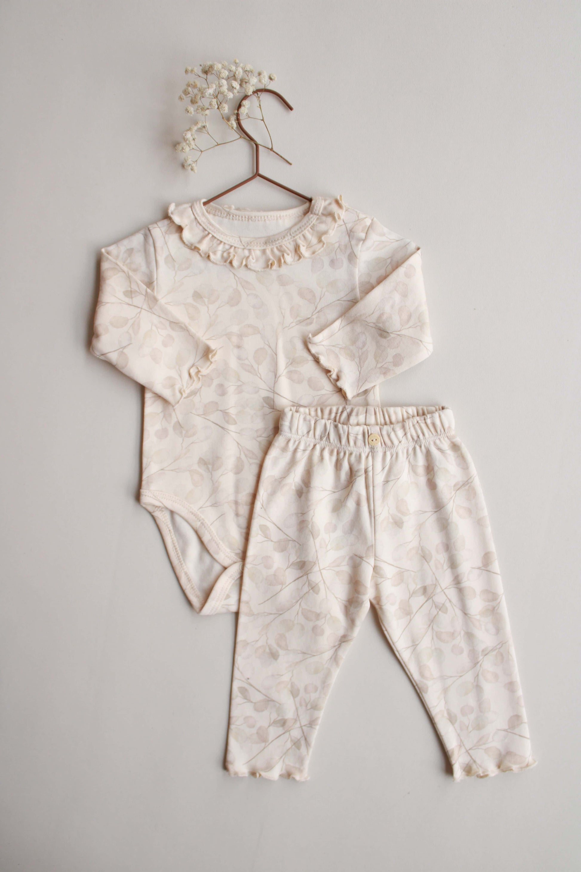Willow Floral Ruffle Set Honey and Hive