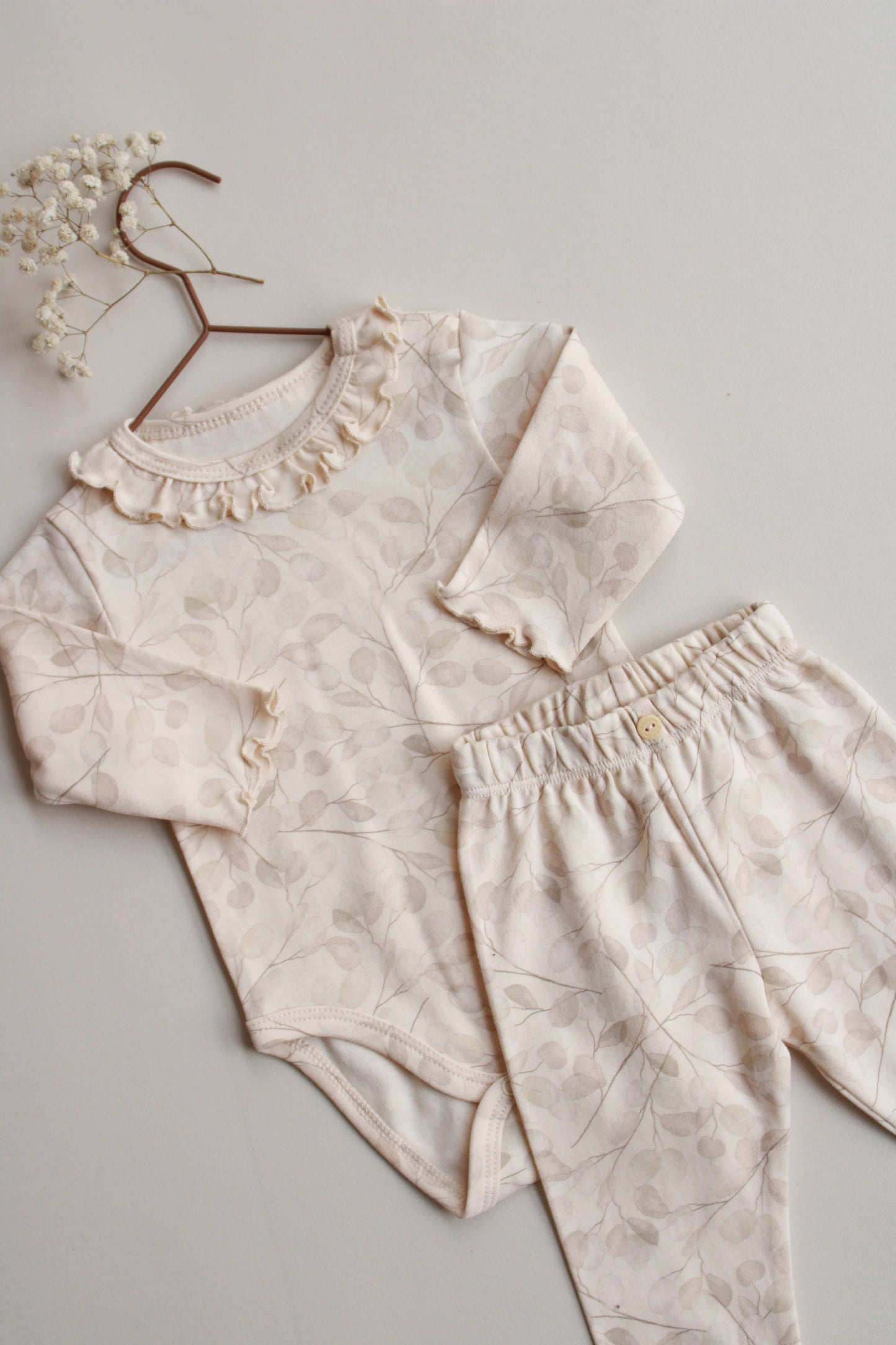 Willow Floral Ruffle Set Honey and Hive