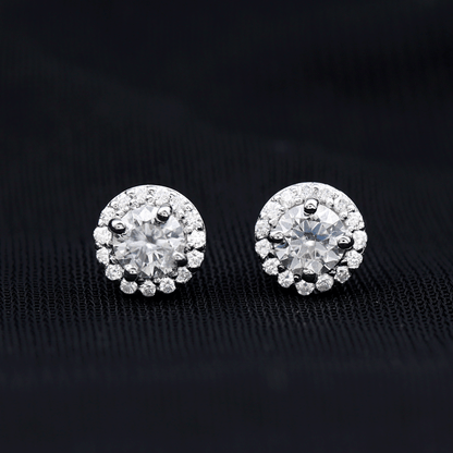 0.64 CTW Lab Grown Diamond Halo Stud Earrings (4mm, Screw Back)