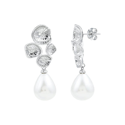 24 Carat Freshwater Cultured Pearl Dangling Earrings in Silver