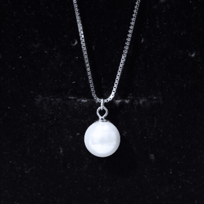 Natural 7.50 Carat Pearl Drop Necklace with Silver Chain