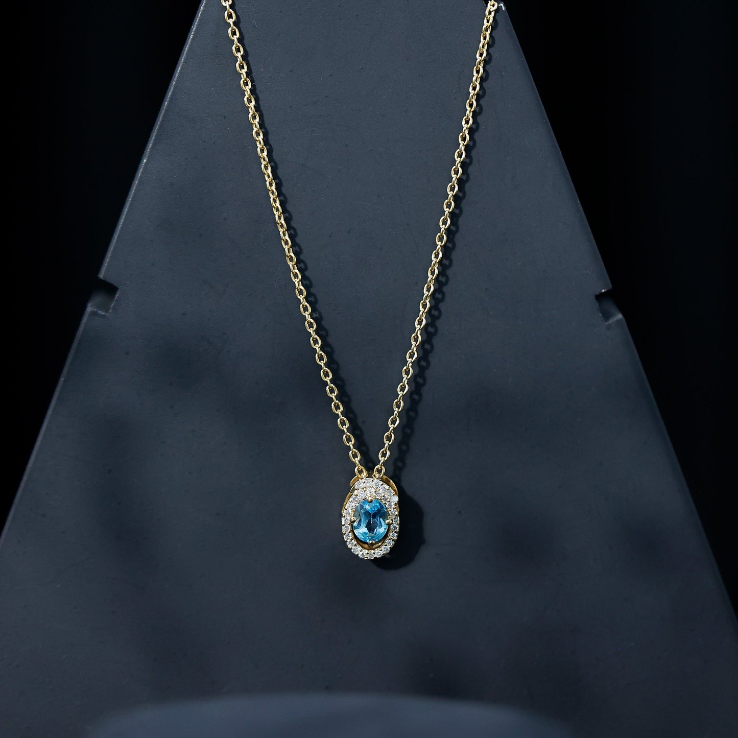 Natural Sky Blue Topaz Diamond Oval Locket with Chain