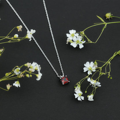Solitaire 1.4 Carat Garnet Princess Cut Pendant Necklace with Chain
