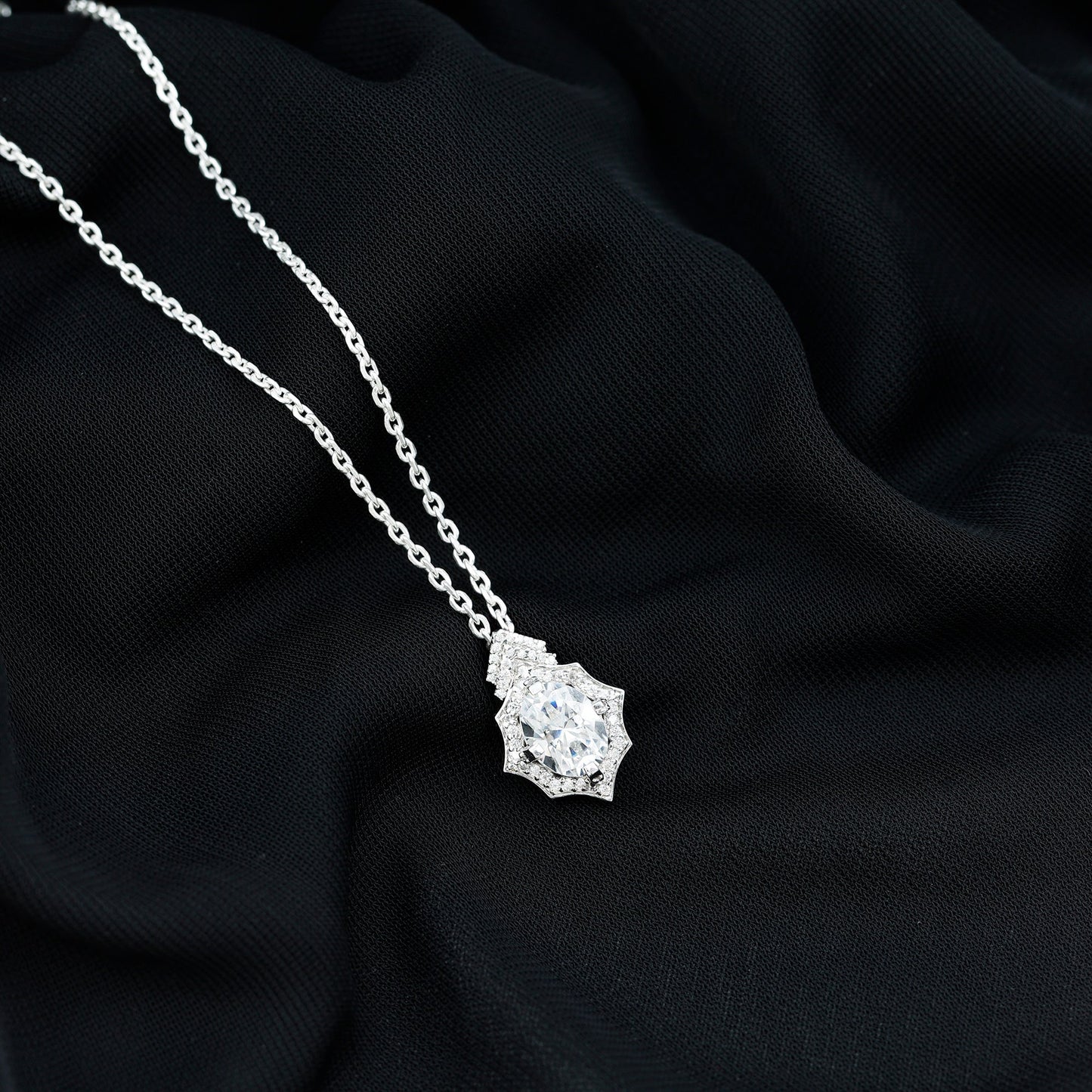 Certified 2 Carat Moissanite Vintage Halo Necklace for Women