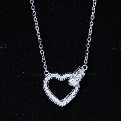 Certified Cubic Zirconia Heart Shaped Necklace In Silver