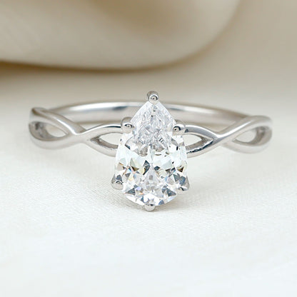 Lab Grown Diamond Pear Engagement Ring with Infinity Band
