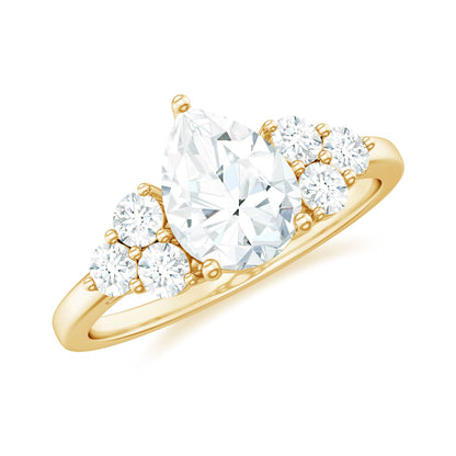 Lab Grown Diamond Teardrop Engagement Ring With Round Shape Trio