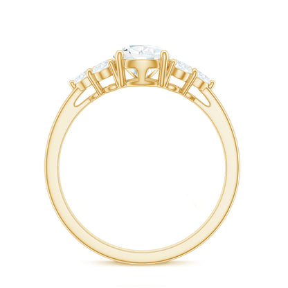 Lab Grown Diamond Teardrop Engagement Ring With Round Shape Trio