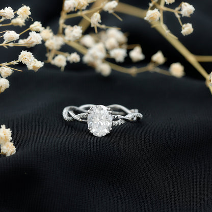 7X9 mm Lab Grown Diamond Oblong Engagement Ring
