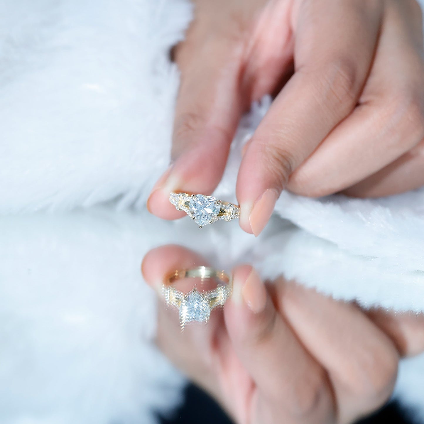8 mm Lab Grown Diamond Heart Shape Engagement Ring