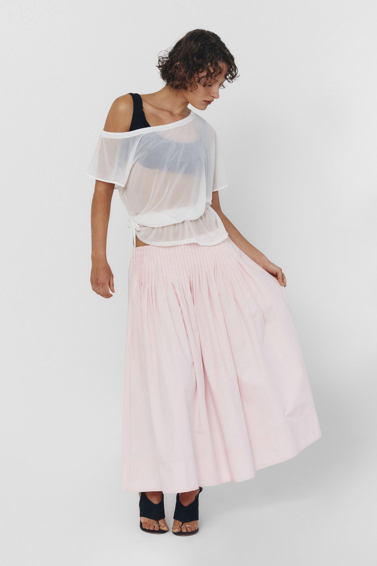 UIARA SKIRT IN BABY PINK findmenowthelabel