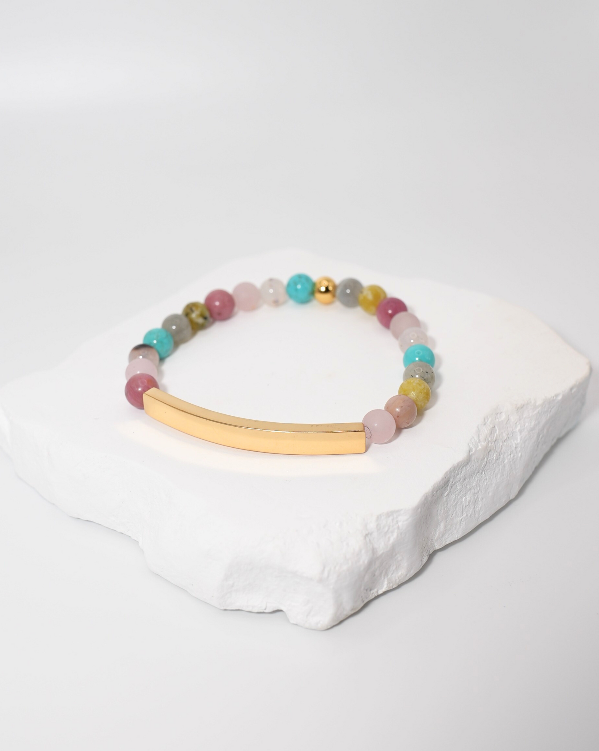 Radiant Flow Bracelet LUNAR VINES