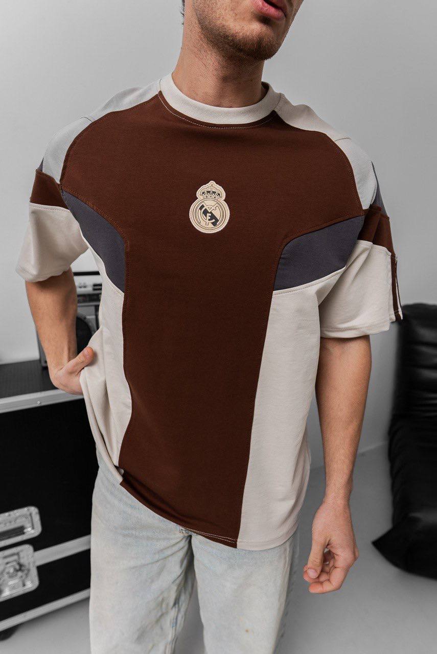 Real Madrid Logo T-Shirt - Style and Support for True Fans Withinblack