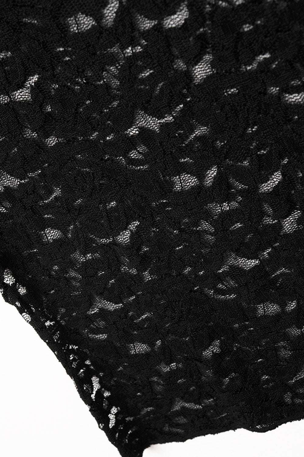 Romantic Lace T-shirt With Cap Sleeves in Black Q2store