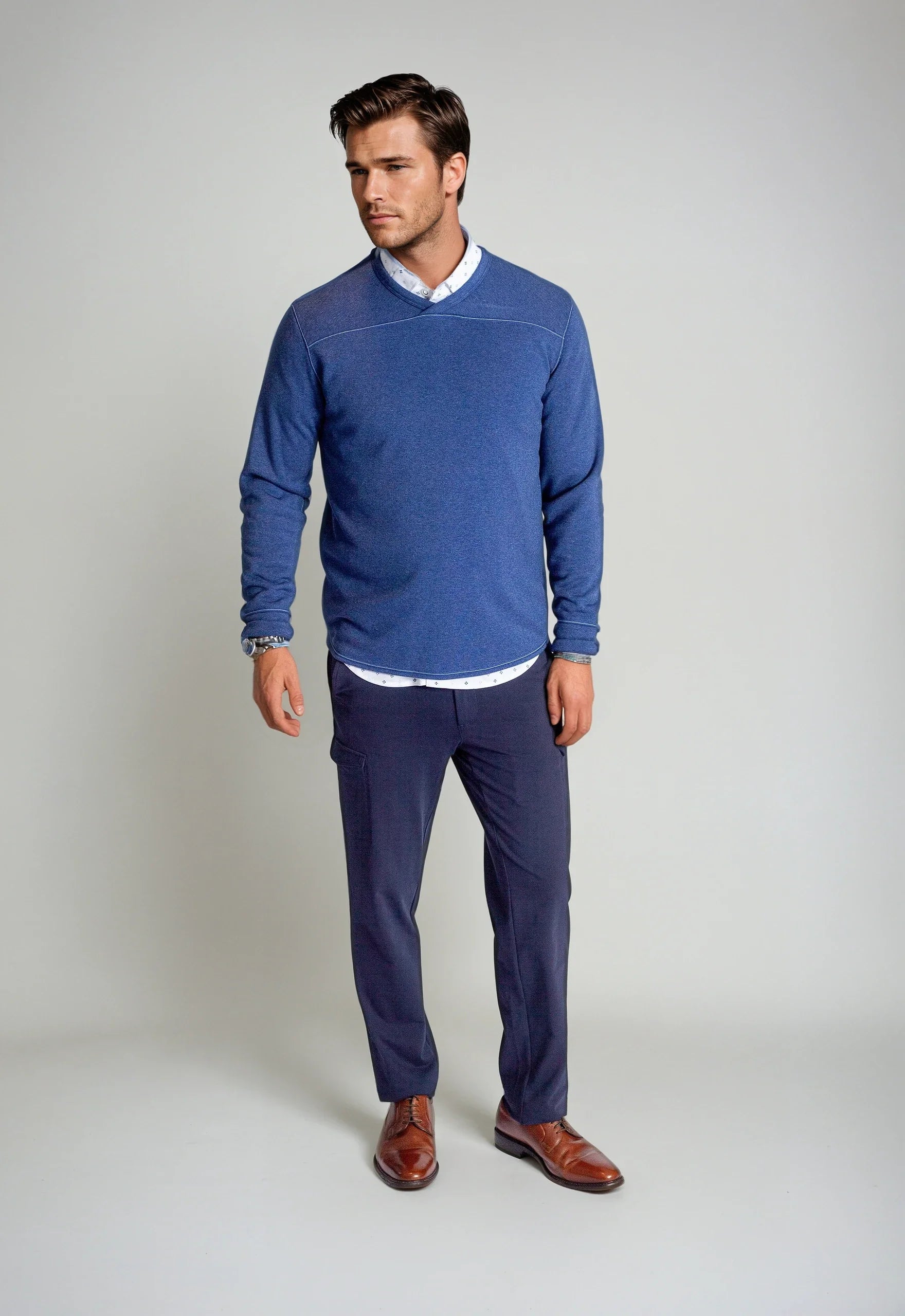 Rugvee Pullover V-Neck Sweatshirt - Tokyo Blue Buki