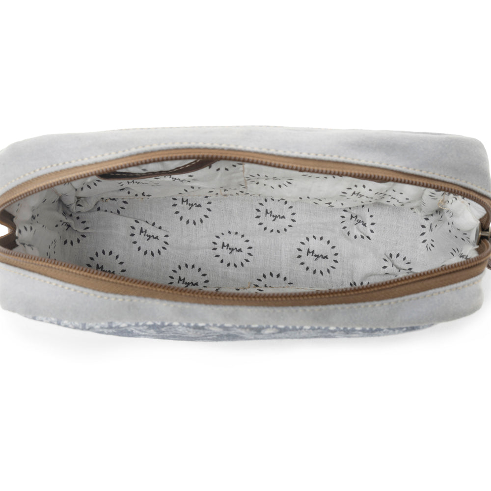 Myra Paisley Plains Pouch in Bandana Blue Myra USA