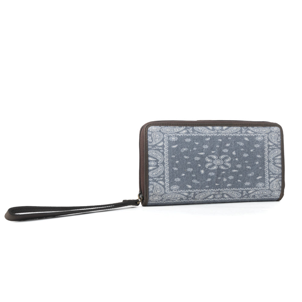 Myra Revellion Rodeo Wallet in Desert Sky Myra USA