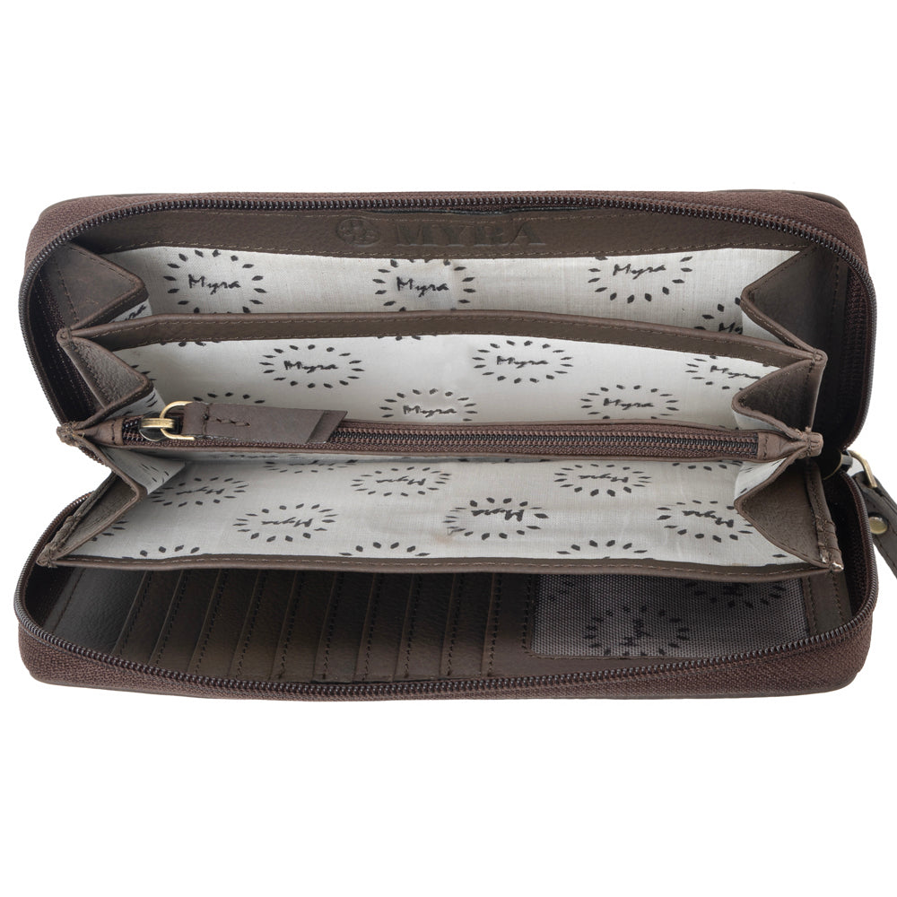Myra Revellion Rodeo Wallet in Desert Sky Myra USA