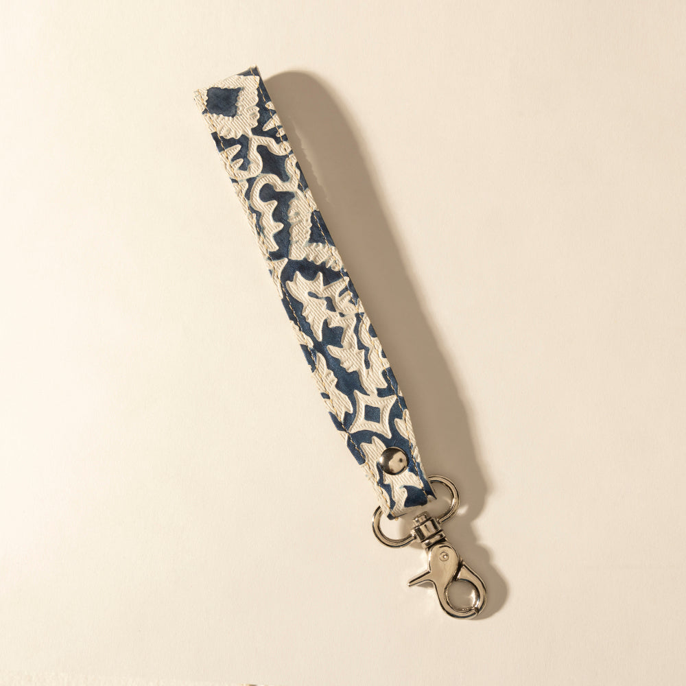 Myra Mojave Day Leather Keyfob in Dark Ivory Myra USA