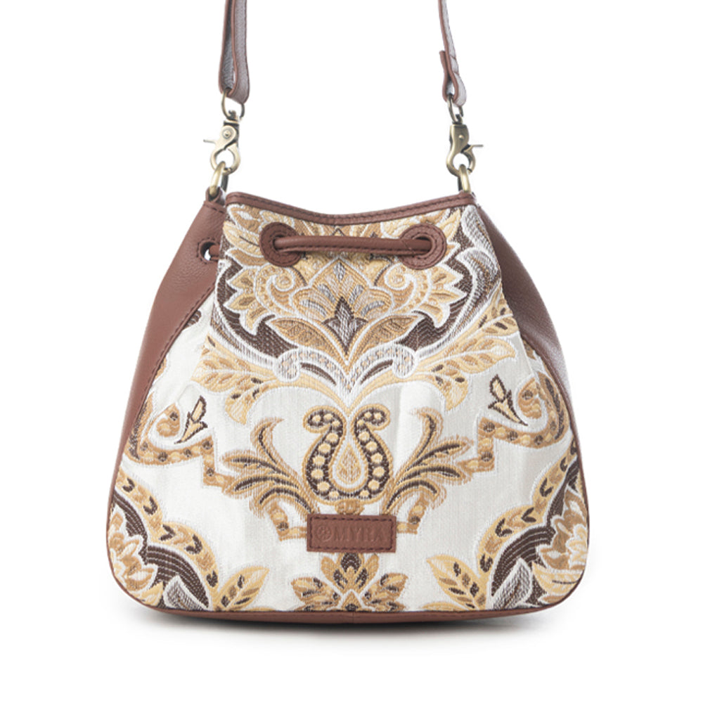 Myra Old Soul Bucket Bag in Golden Ivory Myra USA