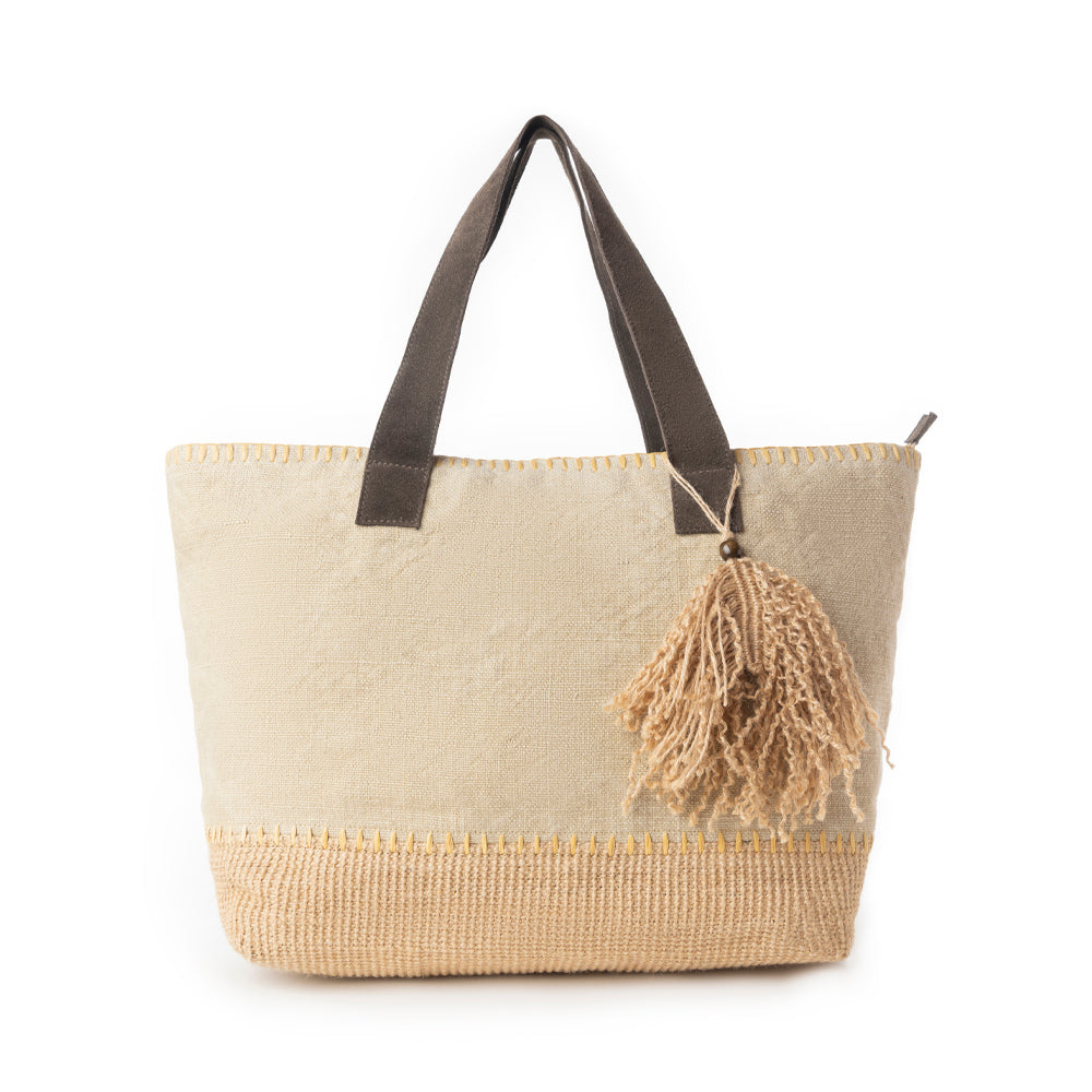 Myra Willow Wanderer Tote Bag in Prairie Dust Myra USA