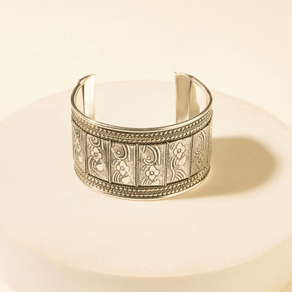 Myra Saddlecrest Engraved Cuff in Antique Frost Myra USA